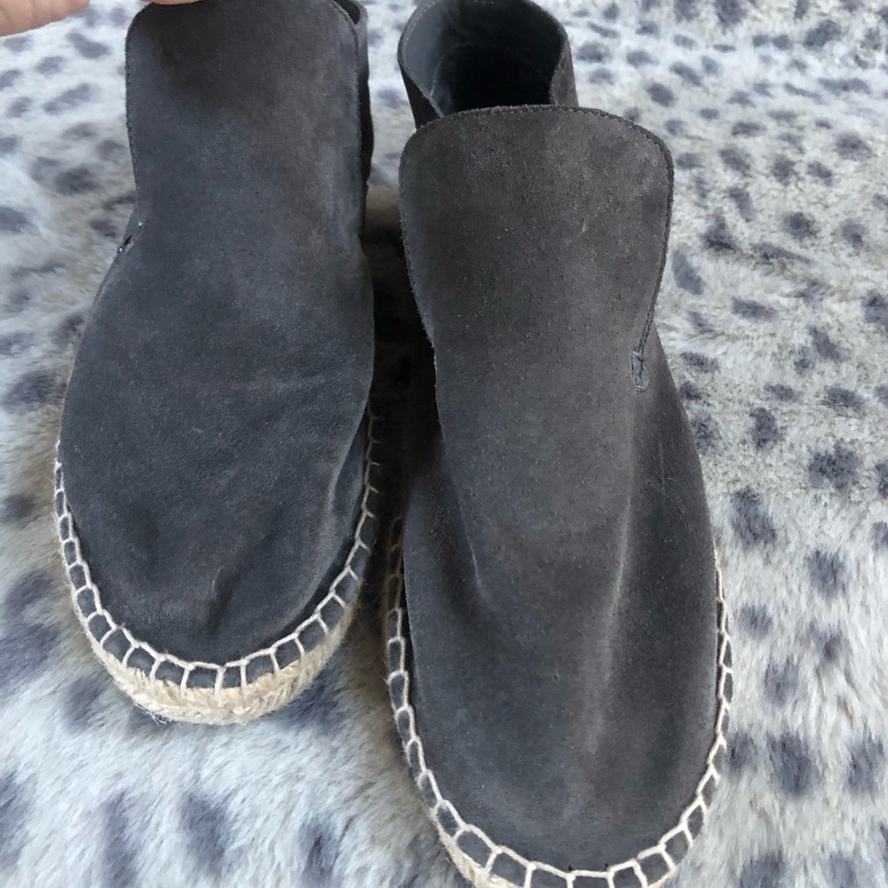 VINCE suede slip on loafer/espadrille